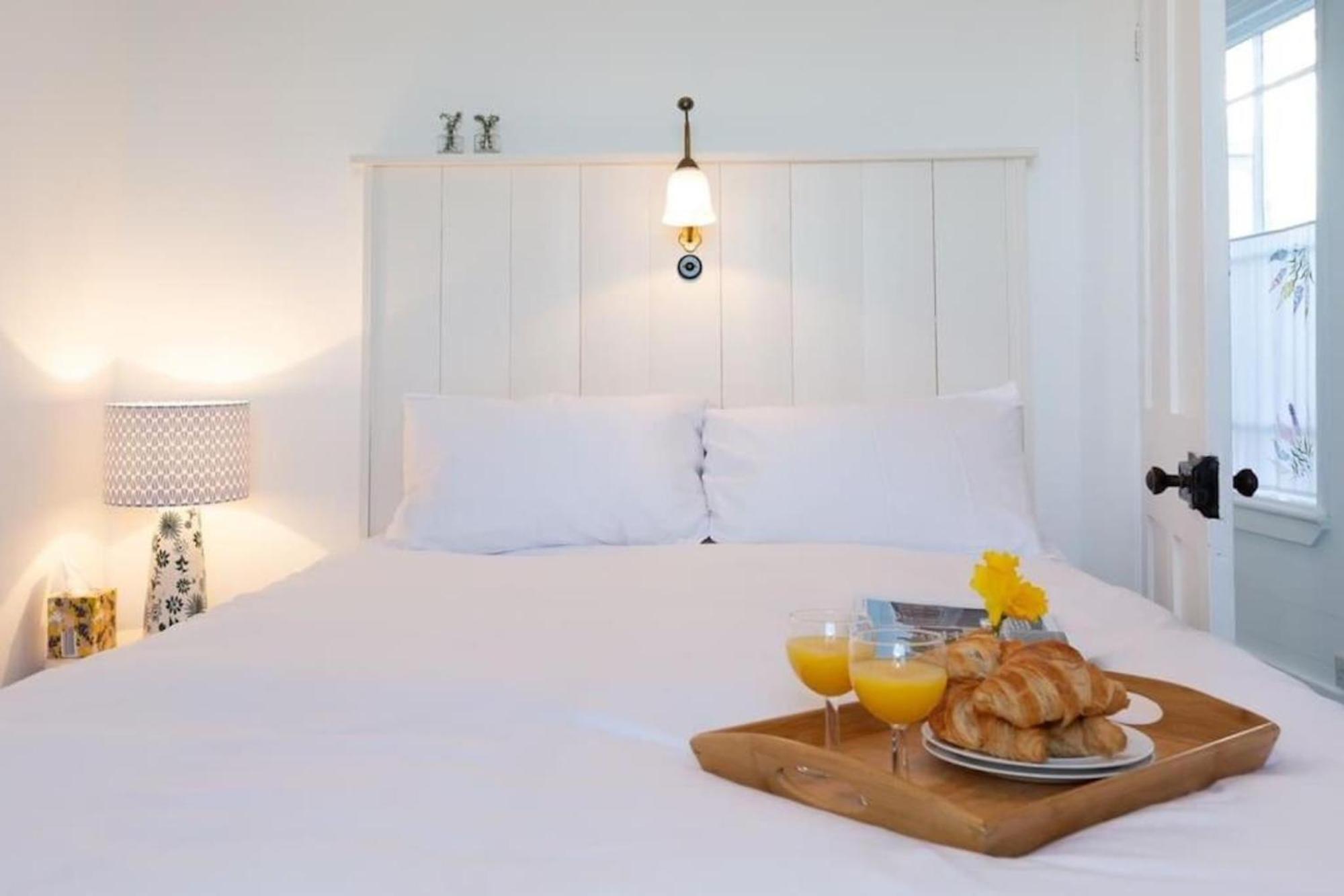 Janies Cottage~ Mousehole~Eclectic Interiors & Vintage Charm المظهر الخارجي الصورة
