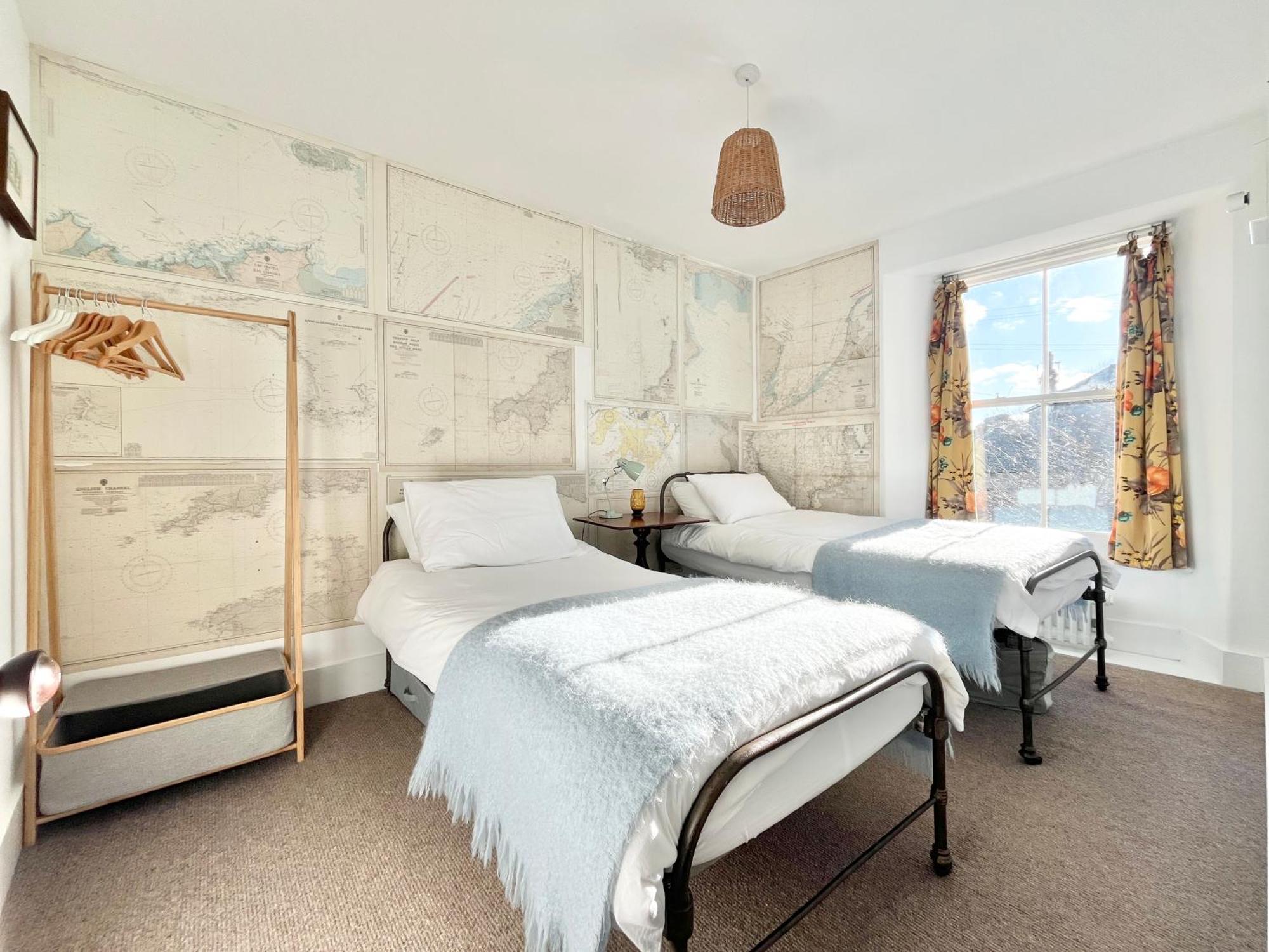 Janies Cottage~ Mousehole~Eclectic Interiors & Vintage Charm المظهر الخارجي الصورة