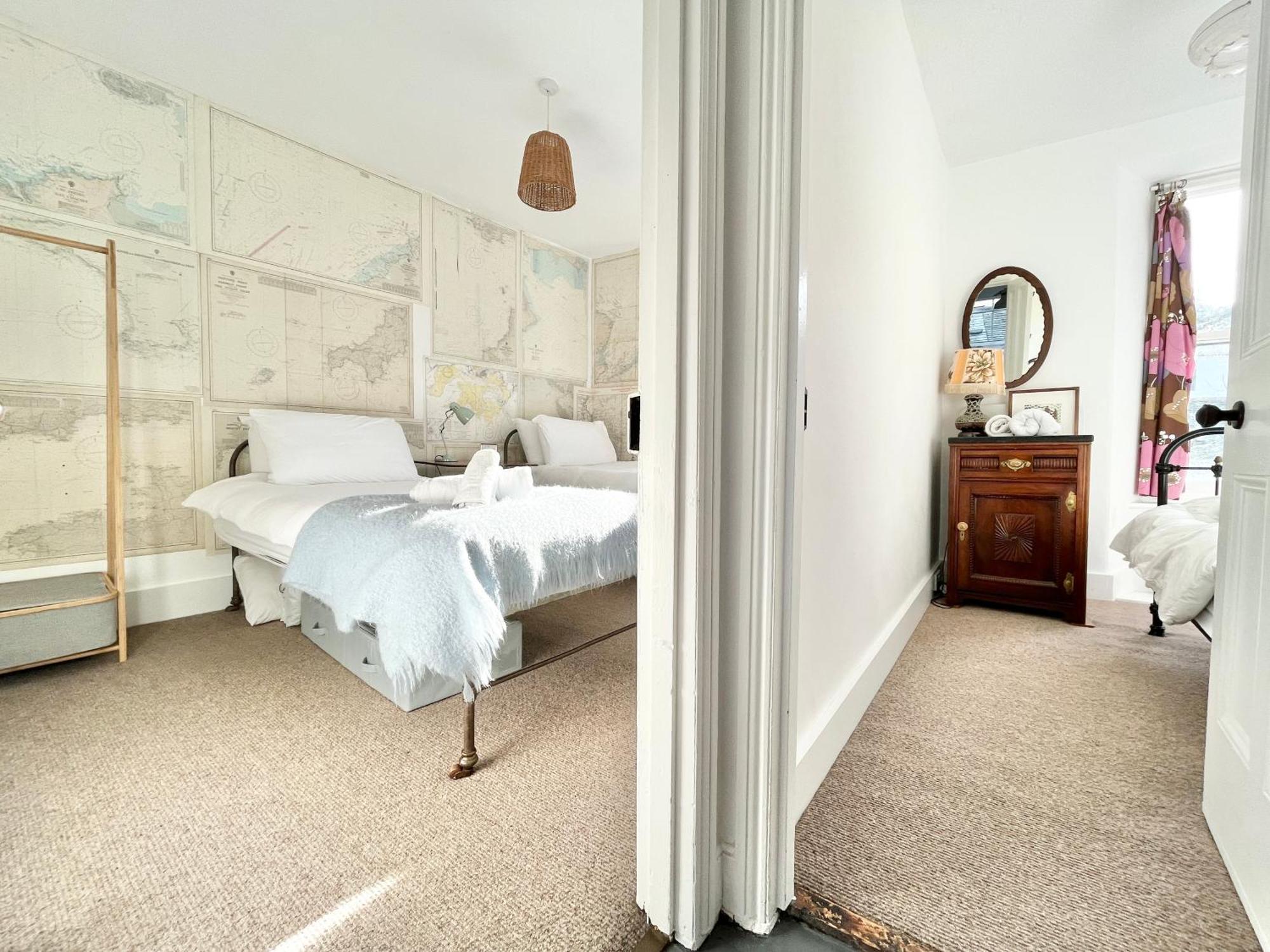 Janies Cottage~ Mousehole~Eclectic Interiors & Vintage Charm المظهر الخارجي الصورة