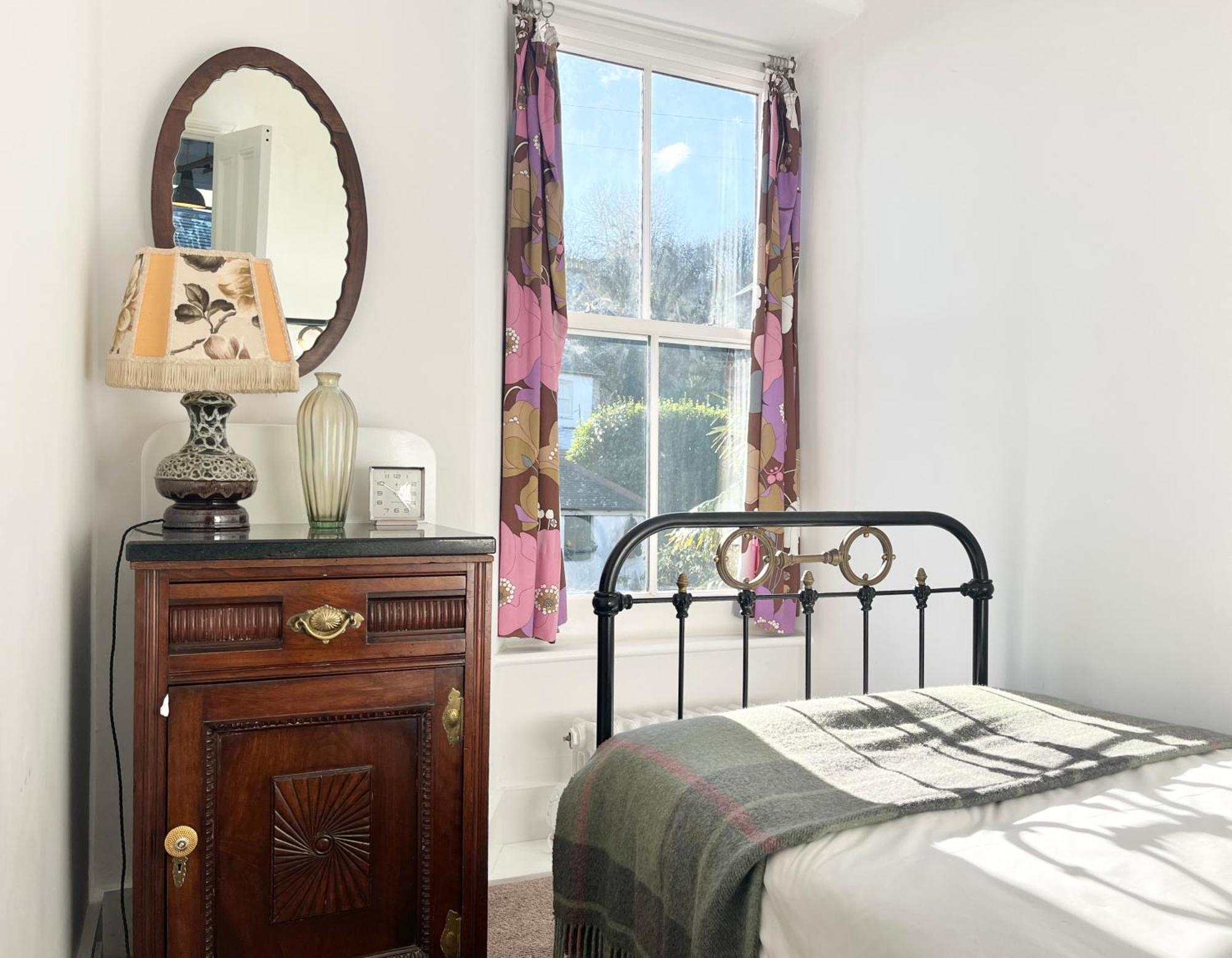 Janies Cottage~ Mousehole~Eclectic Interiors & Vintage Charm المظهر الخارجي الصورة